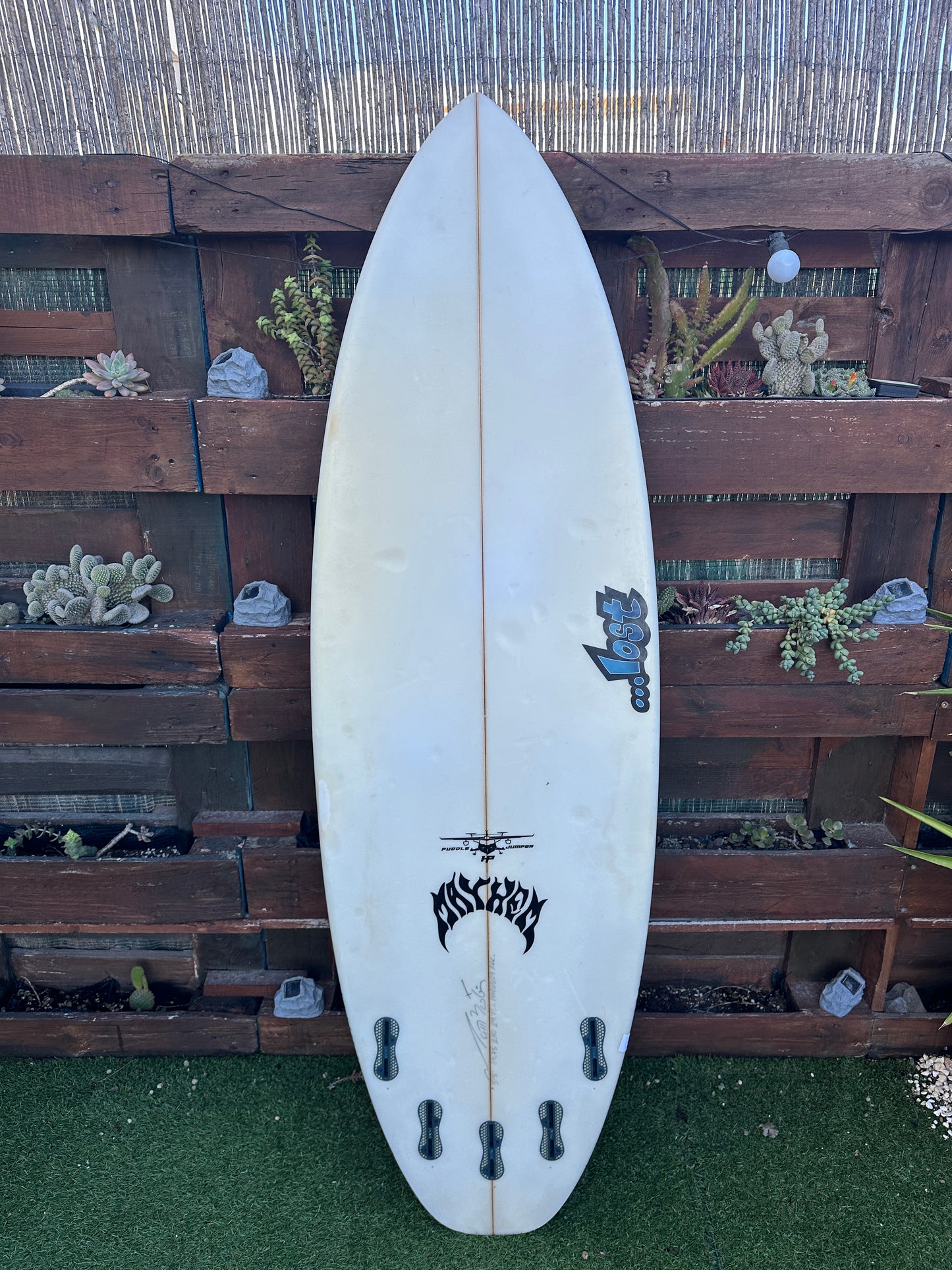 Lost 5'08'' - 29.75L