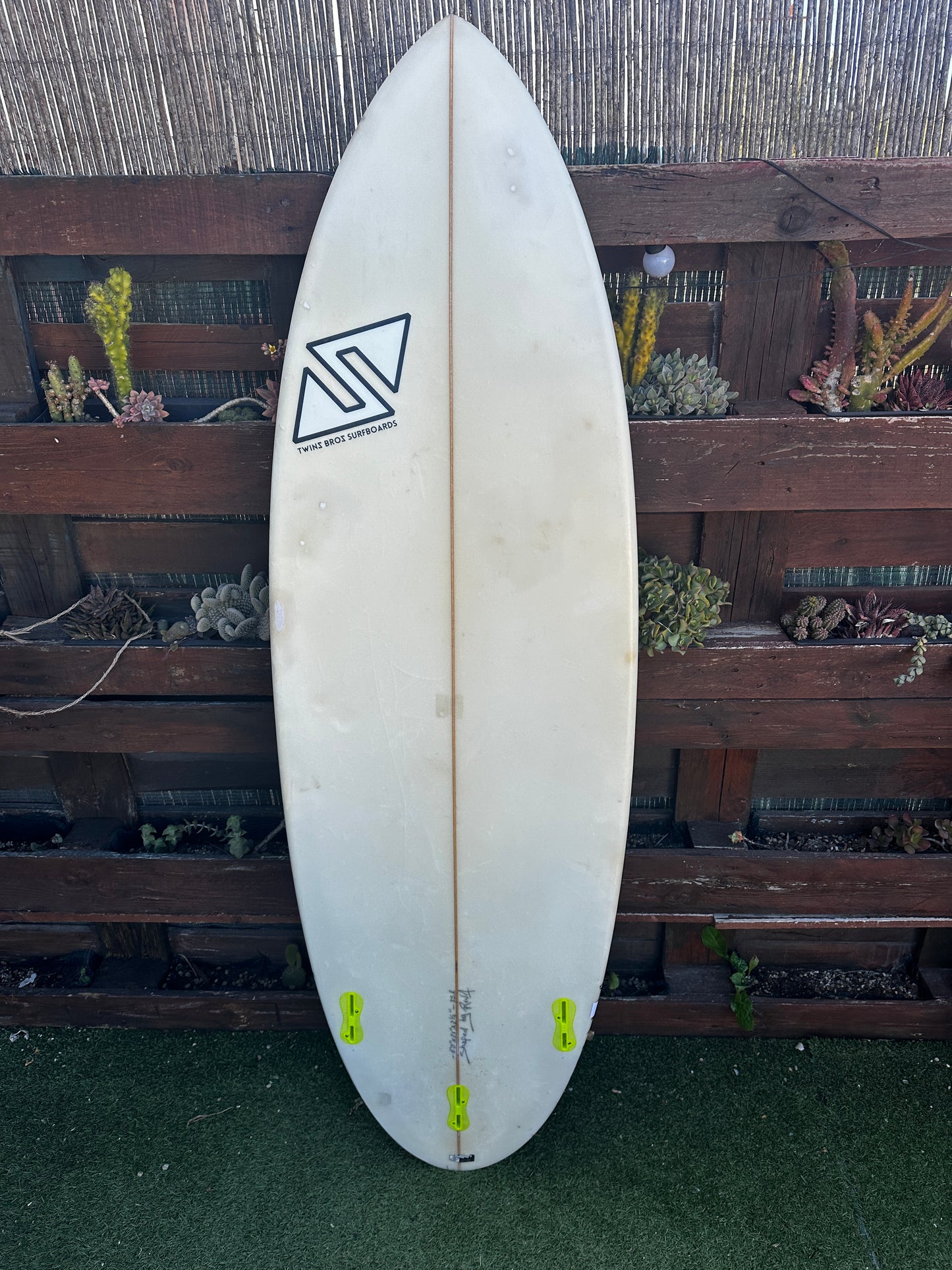 Twin Bros Surfboards 6'00'' - 35L