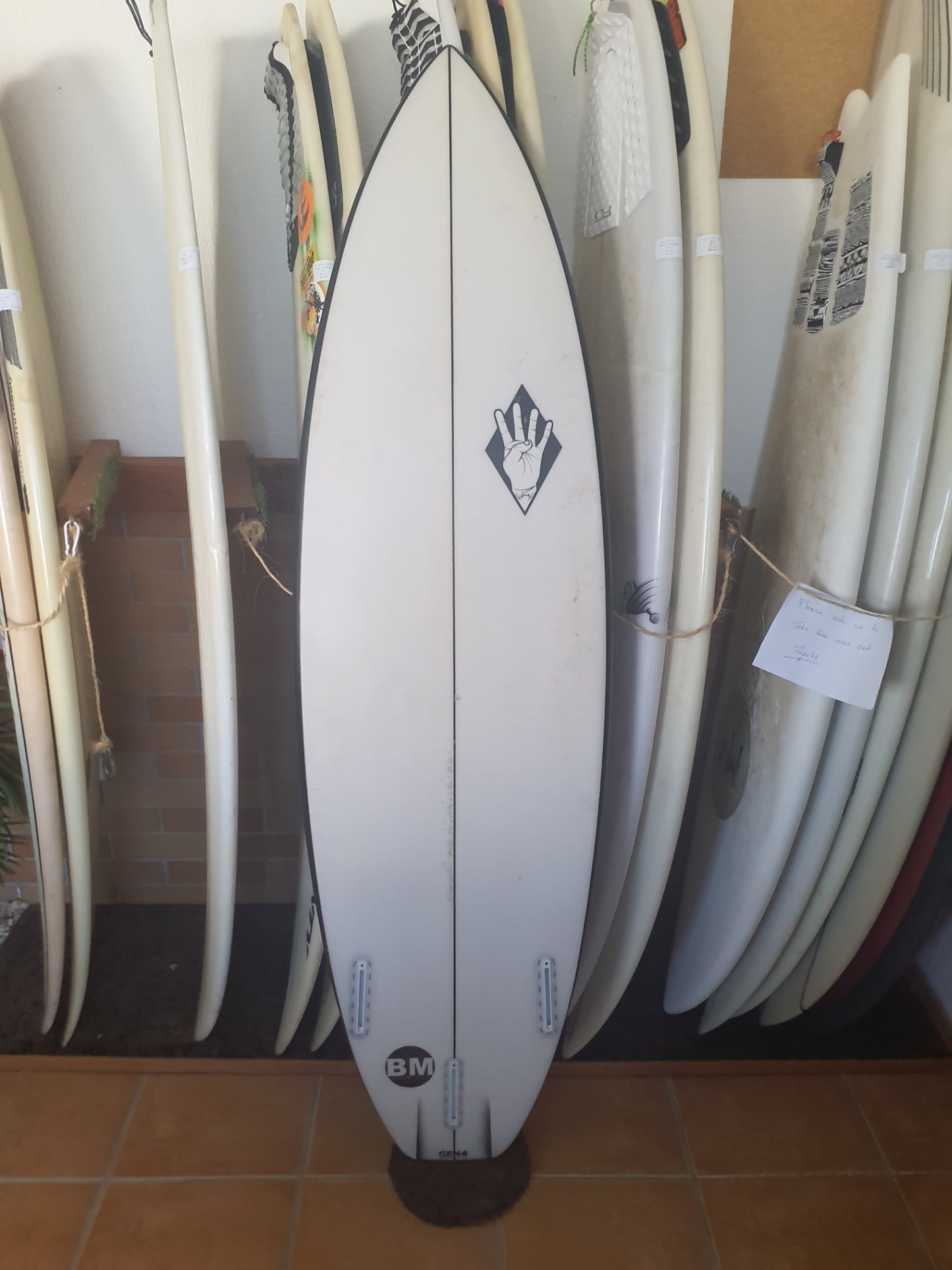 Used Surfboard 5'11'' Gen4Shortboard 30.2L Bottom View