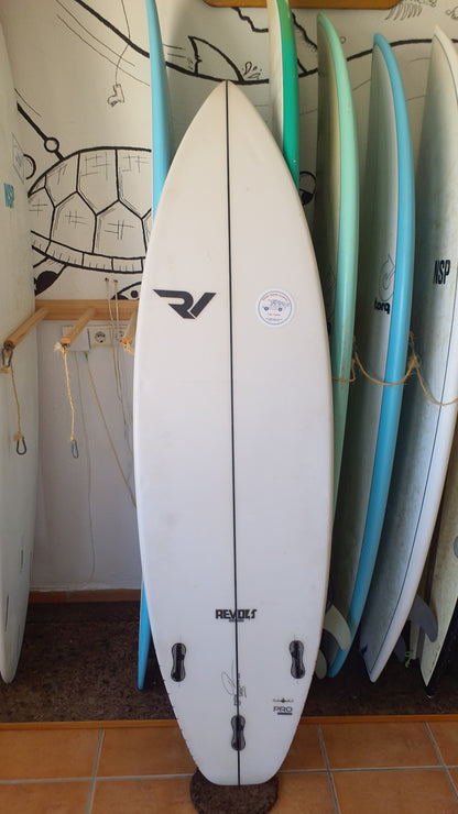 Used Surfboard 6'4'' RevoltShortboard 36L Bottom View