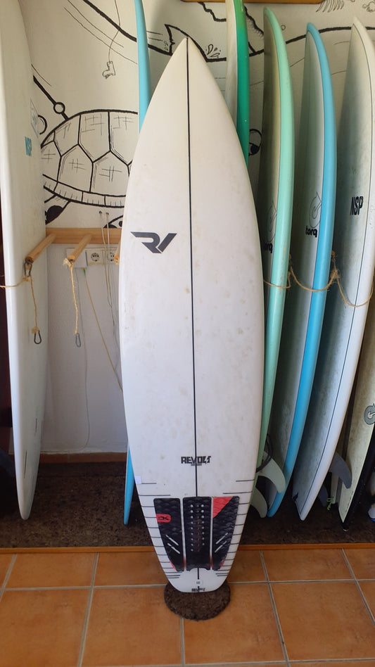Used Surfboard 6'4'' RevoltShortboard 36L Top View
