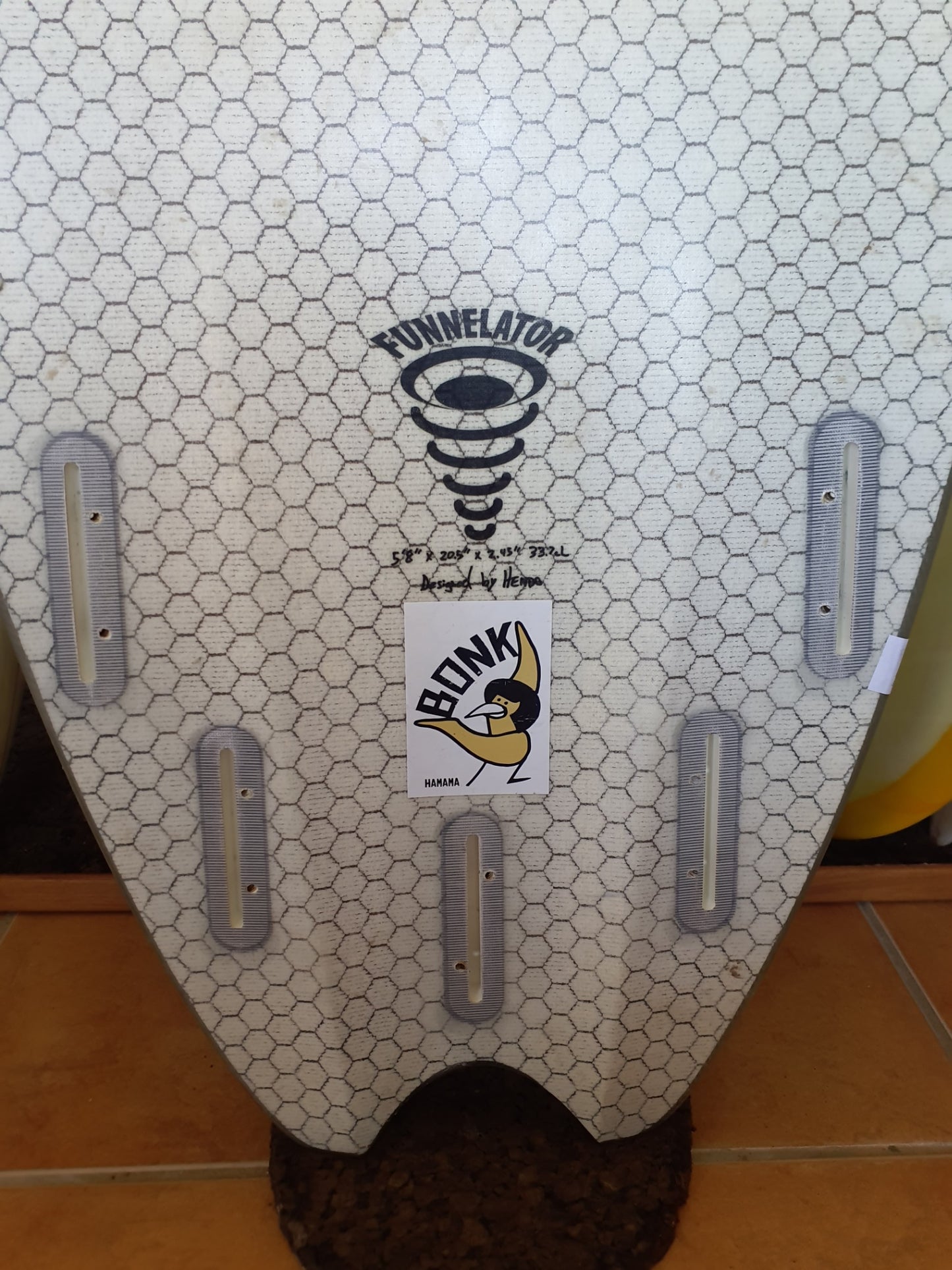 Used Surfboard 5'8'' LibtechGroveler 33.7L Fin Boxs