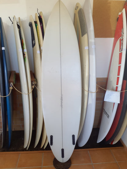 Used Surfboard 6'10'' Ericeira customSmall gun 37L Bottom View