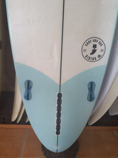 Used Surfboard 5'11'' Slash SurfboardsSingle Fin 33L Fin Boxs