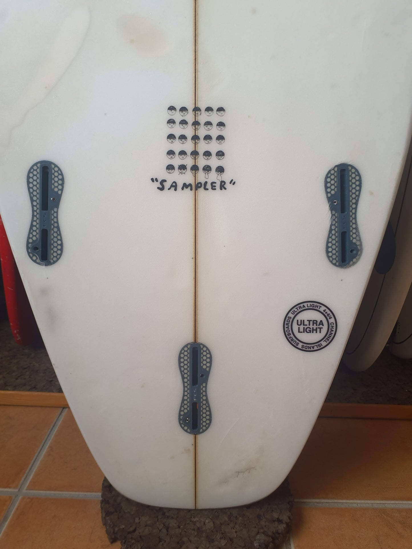 Used Surfboard 5'11'' Al MerrickShortboard 32.6L Fin Boxs