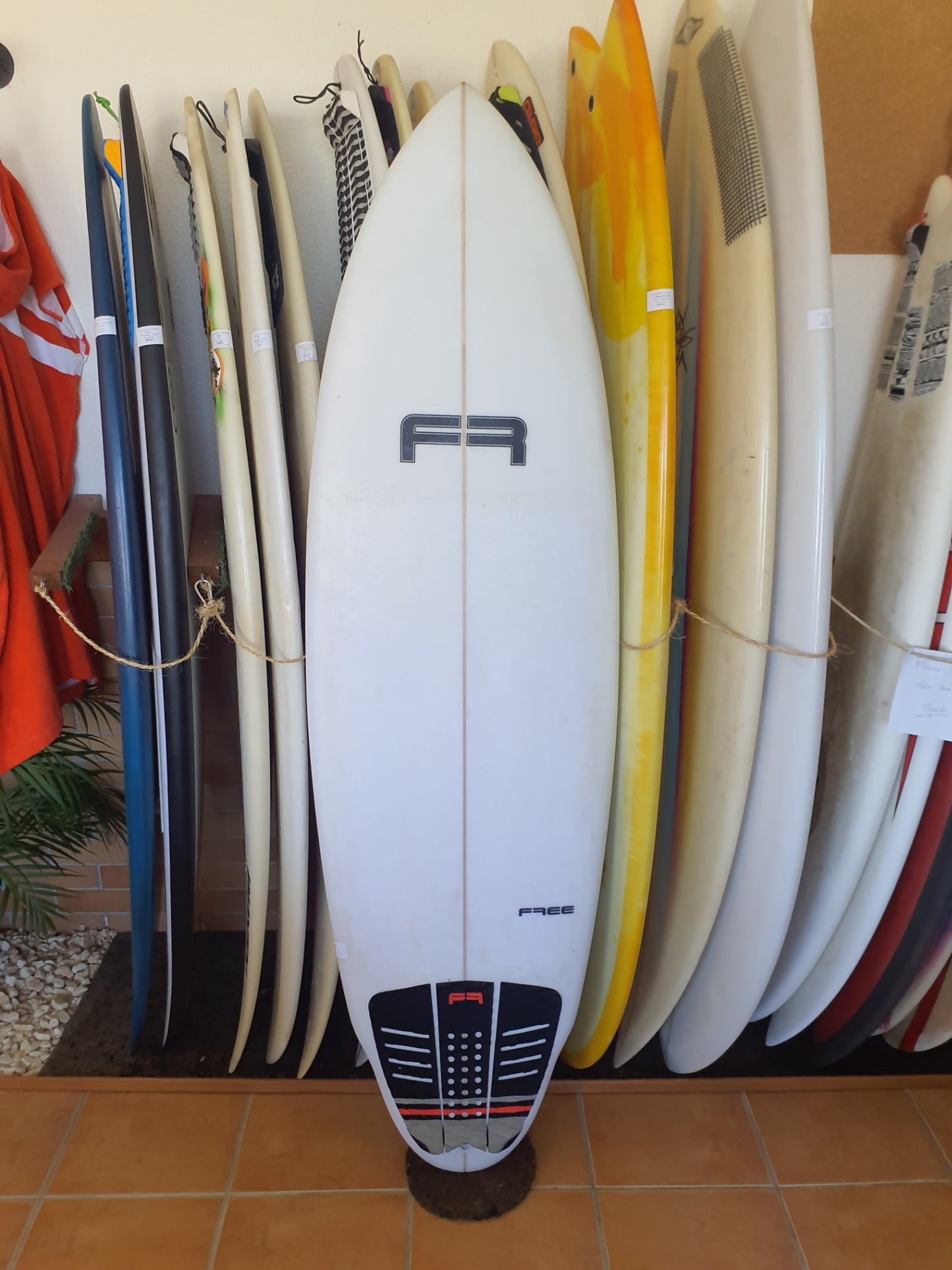 Used Surfboard 6'0'' FRShortboard 34.8L Top View