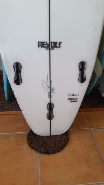 Used Surfboard 6'4'' RevoltShortboard 36L Fin Boxs