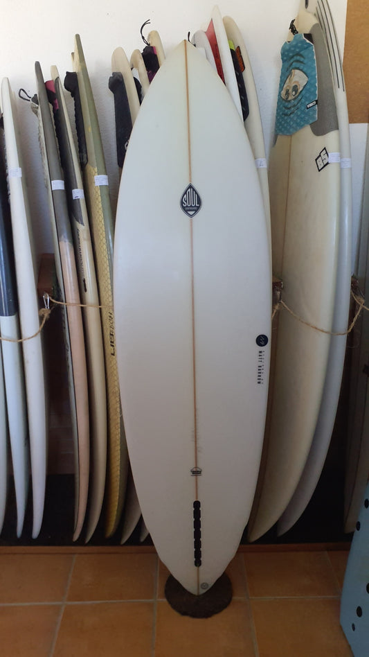 Used Surfboard 6'3'' Soul SurfboardsSingle Fin 36estL Bottom View