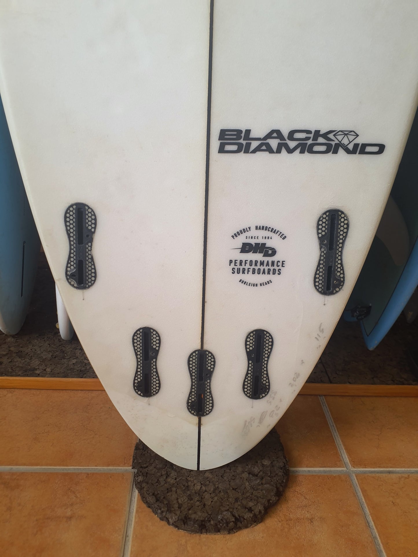 Used Surfboard 5'11'' DHDShortboard 33.5L Fin Boxs