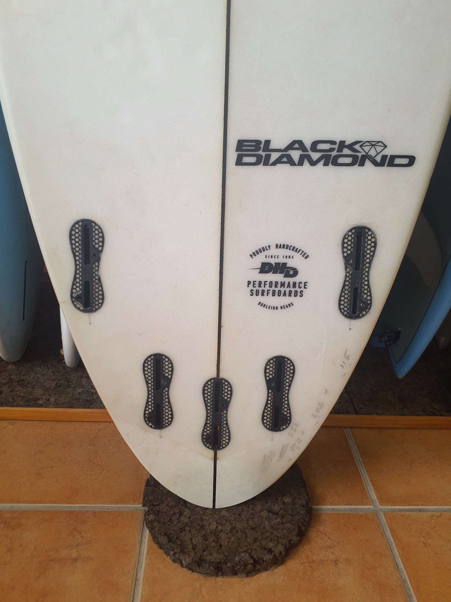 Used Surfboard 5'11'' DHDShortboard 33.5L Fin Boxs