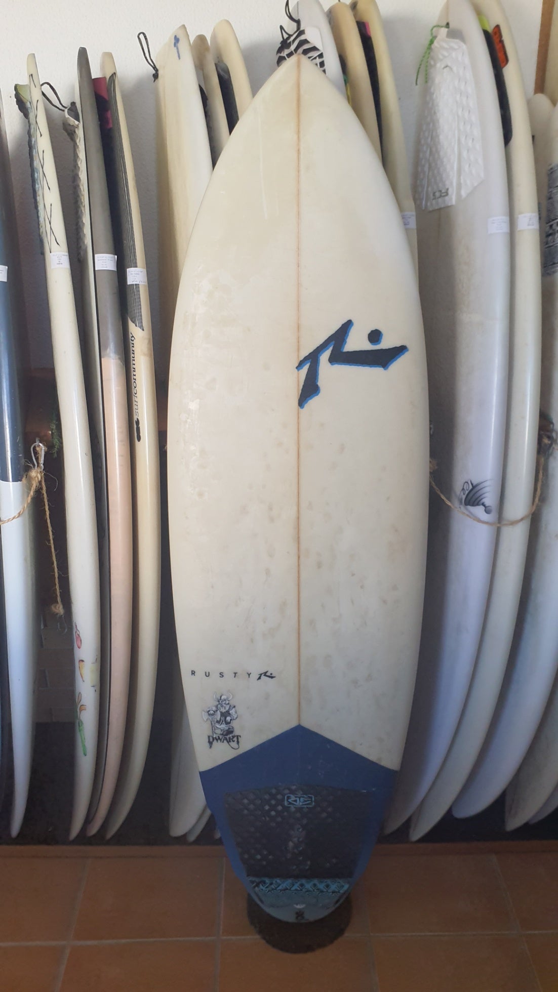 Used Surfboard 5'10'' RustyShortboard 35.6L Top View